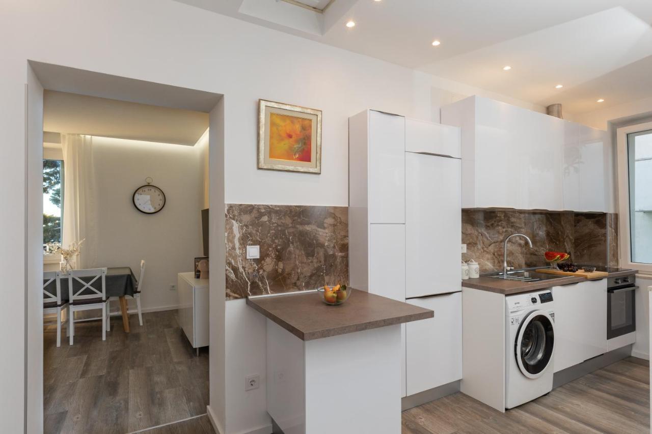 Apartman D Place